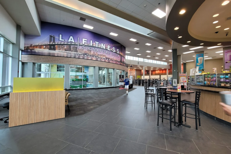 Does LA Fitness Offer Military Discounts in the USA?